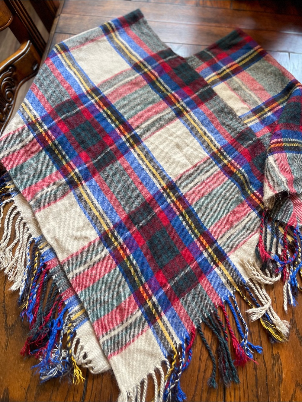 Anthropologie Do Everything In Love Kimono Poncho Fringe One Size plaid